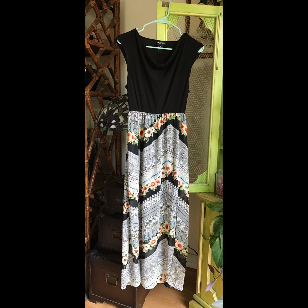 KALIJATI Floral & Geometric Dress. Great For Travel, Career, Social Even…